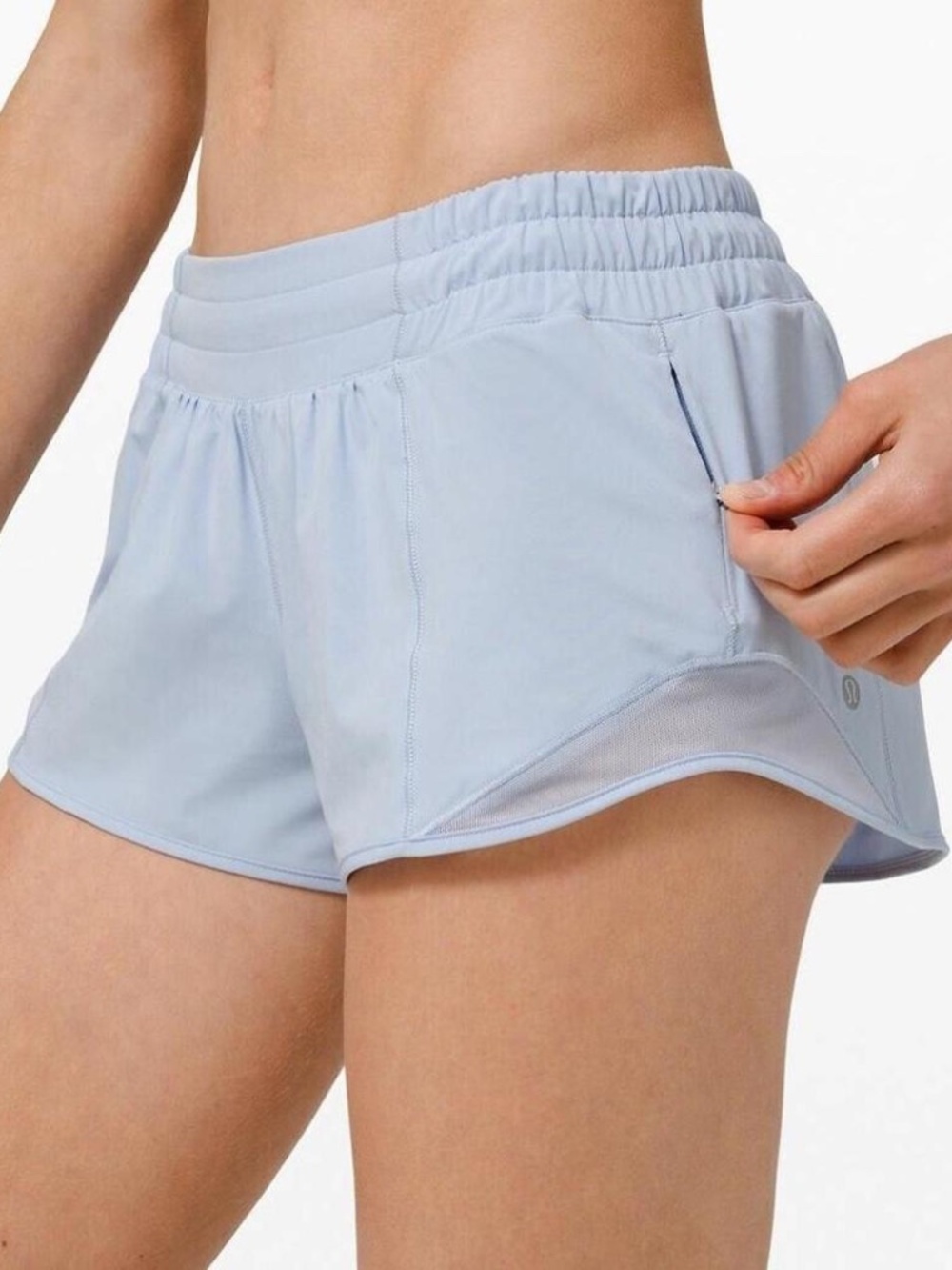Lululemon Blue Linen Hotty Hot 2.5 shorts Low Rise